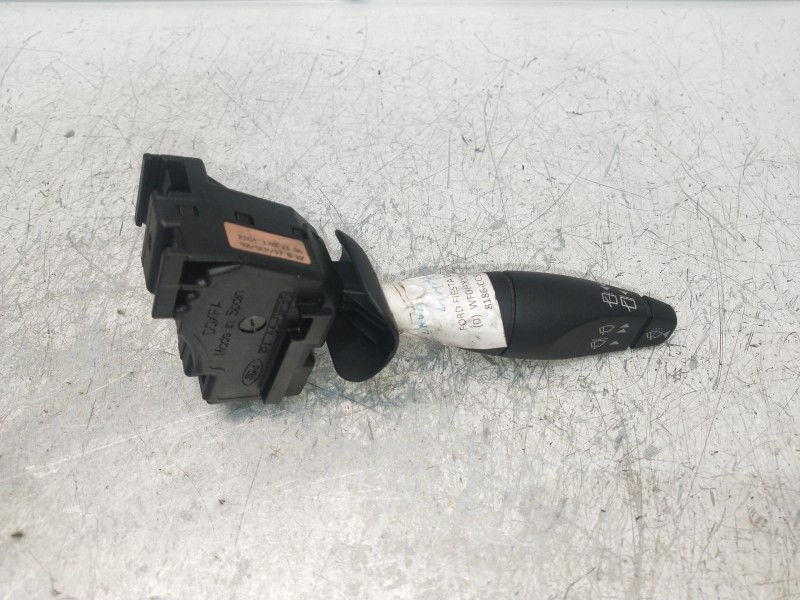 Recambio de mando limpia para ford fiesta (cbk) ambiente referencia OEM IAM 2S6T17553AA  