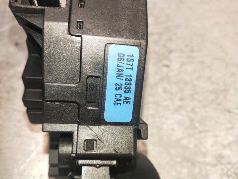 Recambio de mando luces para ford fiesta (cbk) 1.3 cat referencia OEM IAM 1S7T13335AE   Recambio de mando luces para ford fiesta (cbk) 1.3 cat referencia OEM IAM 1S7T13335AE