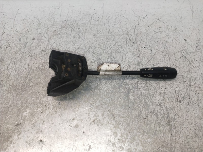 Recambio de mando luces para ford fiesta berl./express 1.0 referencia OEM IAM   