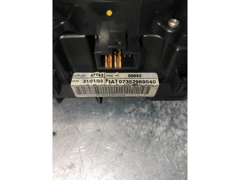 Recambio de mando luces para fiat stilo (192) 1.6 16v cat referencia OEM IAM 07352969540  