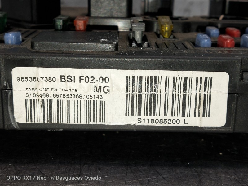 Recambio de caja reles / fusibles para citroen c2 sx referencia OEM IAM 9653667380 BSIF0200 