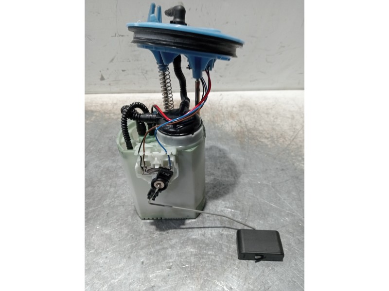 Recambio de bomba combustible para volkswagen golf vii lim. bluemotion referencia OEM IAM 5Q0919051CB 28595767 