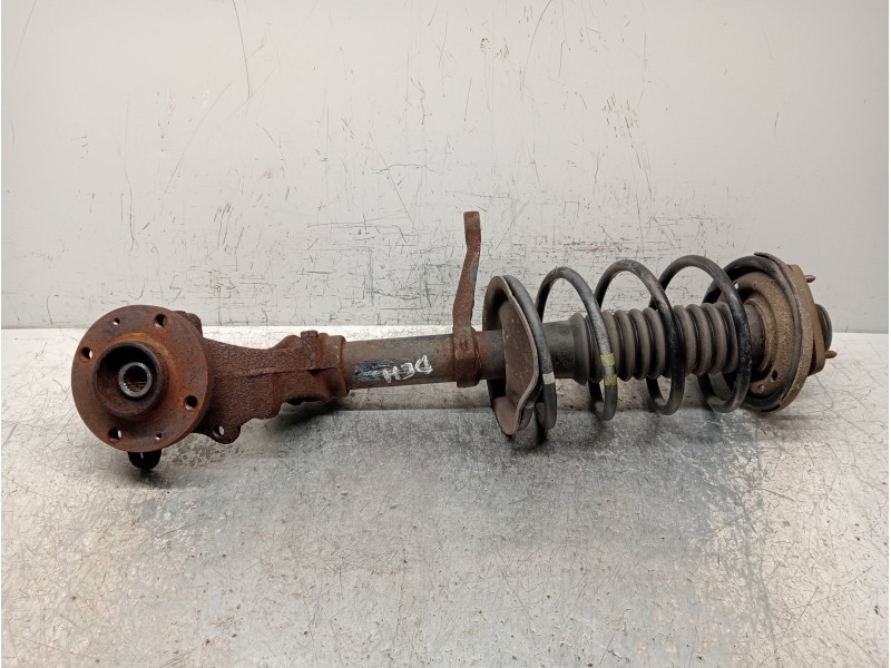 Recambio de mangueta delantera derecha para citroen saxo 1.1 furio referencia OEM IAM   