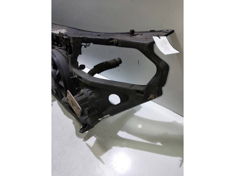 Recambio de panel frontal para peugeot 605 2.0 cat referencia OEM IAM   