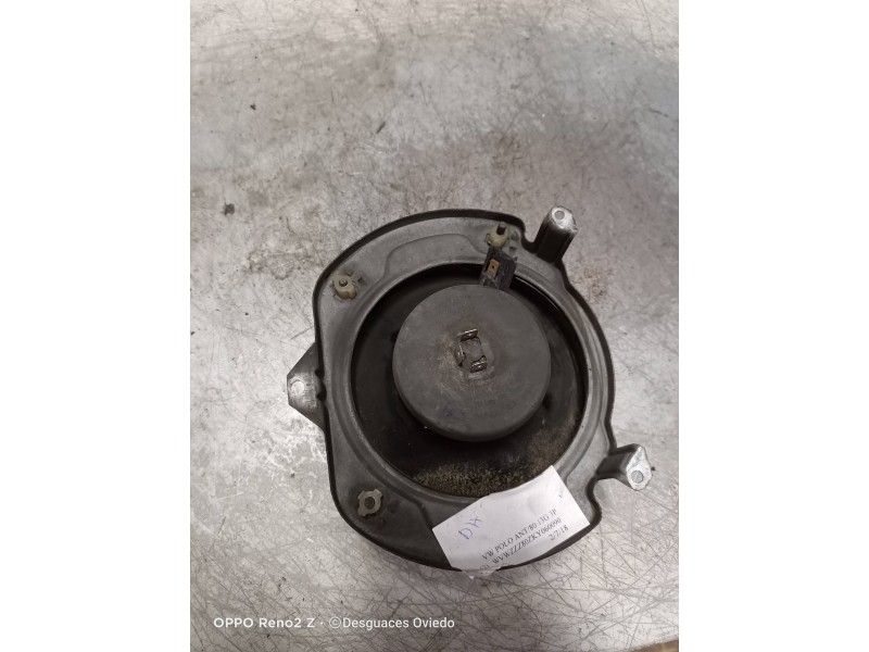Recambio de faro derecho para volkswagen polo (867/871/873) 1.3 referencia OEM IAM   