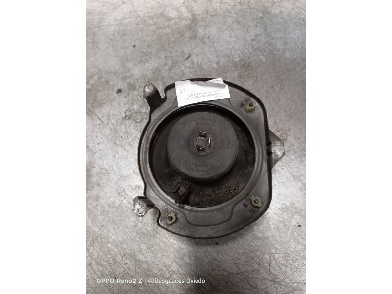 Recambio de faro izquierdo para volkswagen polo (867/871/873) 1.3 referencia OEM IAM   