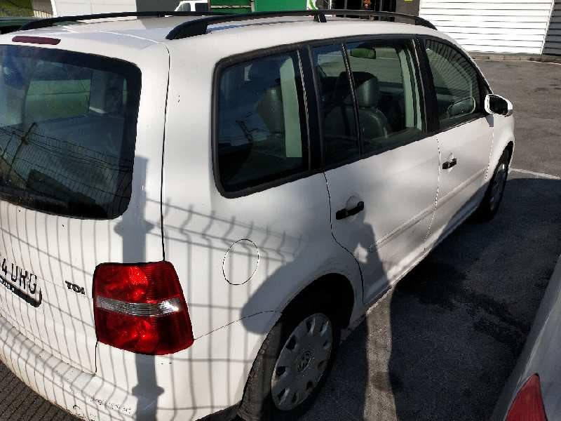 volkswagen touran (1t1) del año 2005