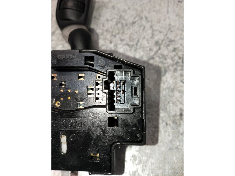 Recambio de mando luces para ford focus c-max (cap) 1.6 tdci cat referencia OEM IAM 3M5T13335BD  