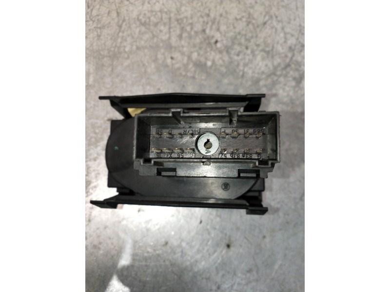 Recambio de mando luces para ford focus c-max (cap) 2.0 tdci cat referencia OEM IAM 3M5T13A024CB  