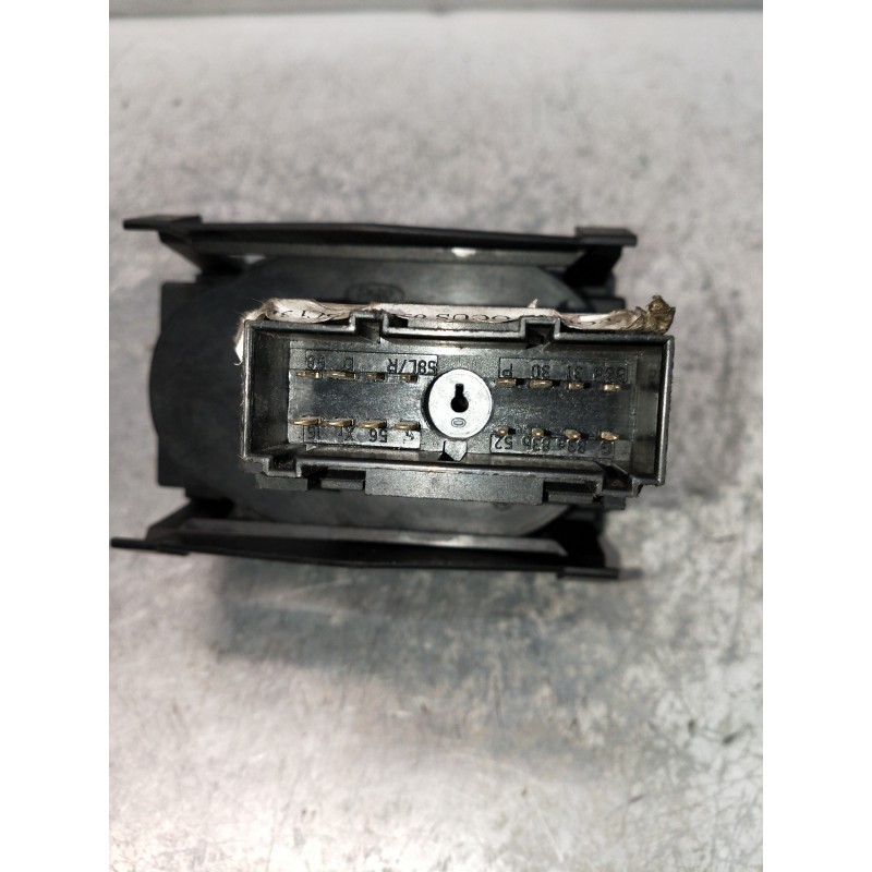 Recambio de mando luces para ford focus berlina (cap) 2.0 tdci cat referencia OEM IAM 4M5T13A024AA  INTERRUPTOR