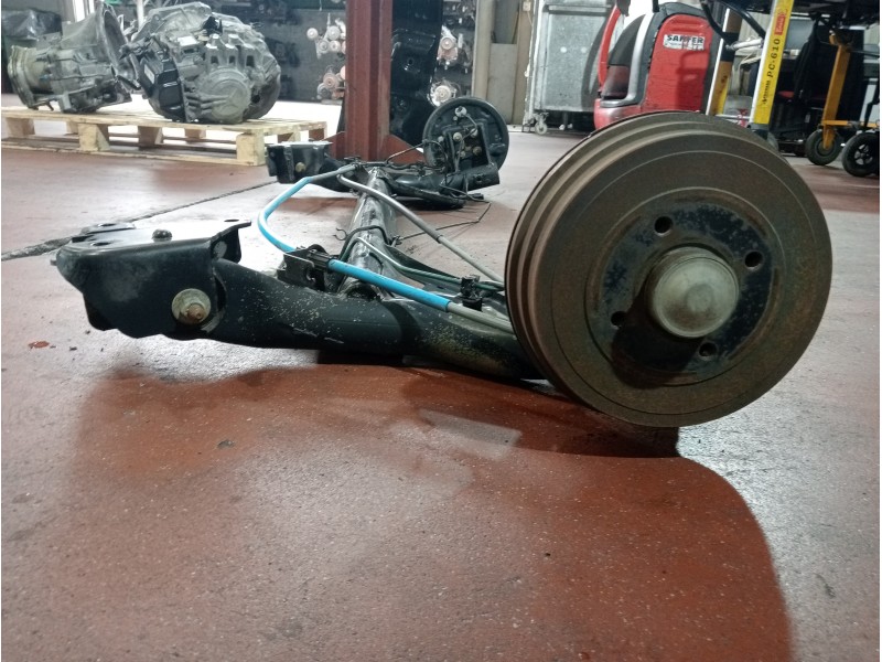 Recambio de puente trasero para renault clio iii 1.2 16v referencia OEM IAM   ABS
