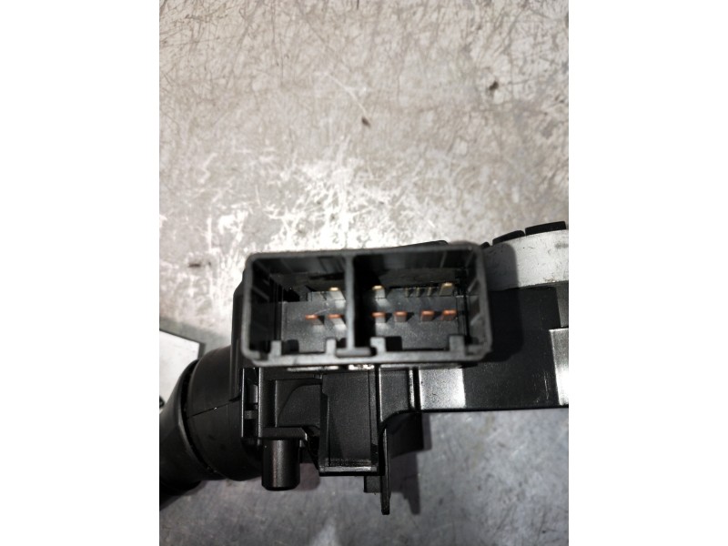 Recambio de mando luces para toyota urban cruiser active referencia OEM IAM 52171 17F664 J76 