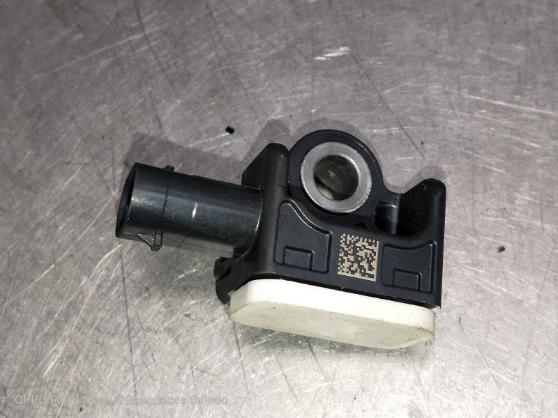 Recambio de sensor para maserati ghibli diesel referencia OEM IAM A1668210151 56054085AA 