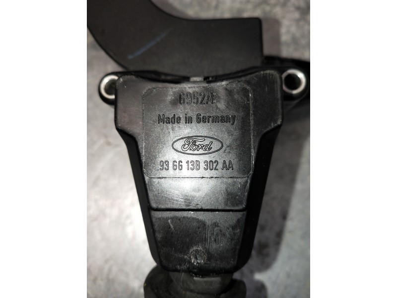 Recambio de mando intermitentes para ford scorpio berl./turnier 2.0 dohc cat referencia OEM IAM 93GG13B302AA  