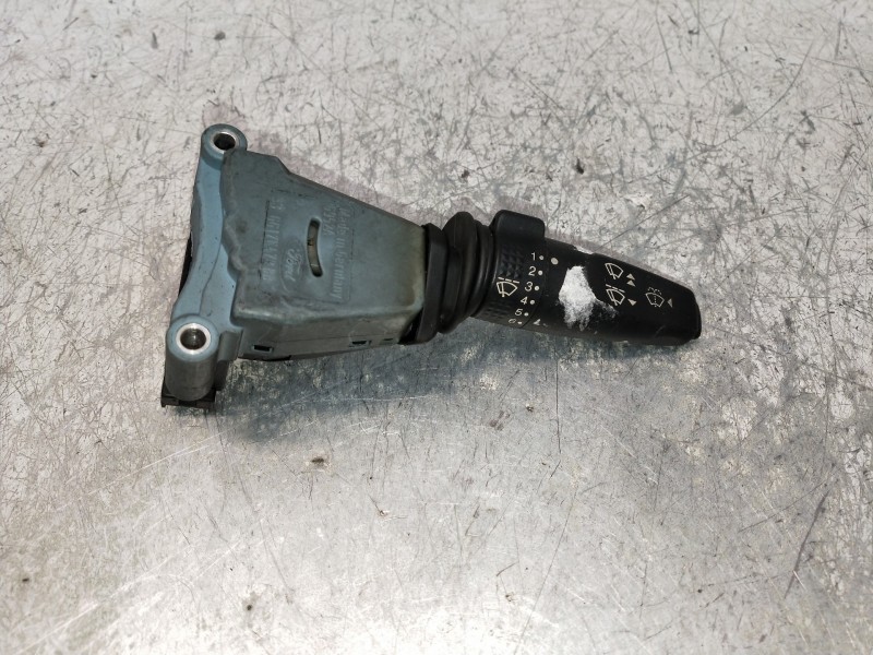 Recambio de mando limpia para ford scorpio 2.0 cat referencia OEM IAM 93GG17K478BB  