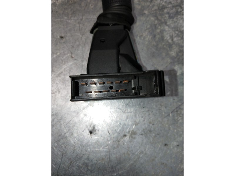 Recambio de mando limpia para ford scorpio 2.0 cat referencia OEM IAM 93GG17K478BB  