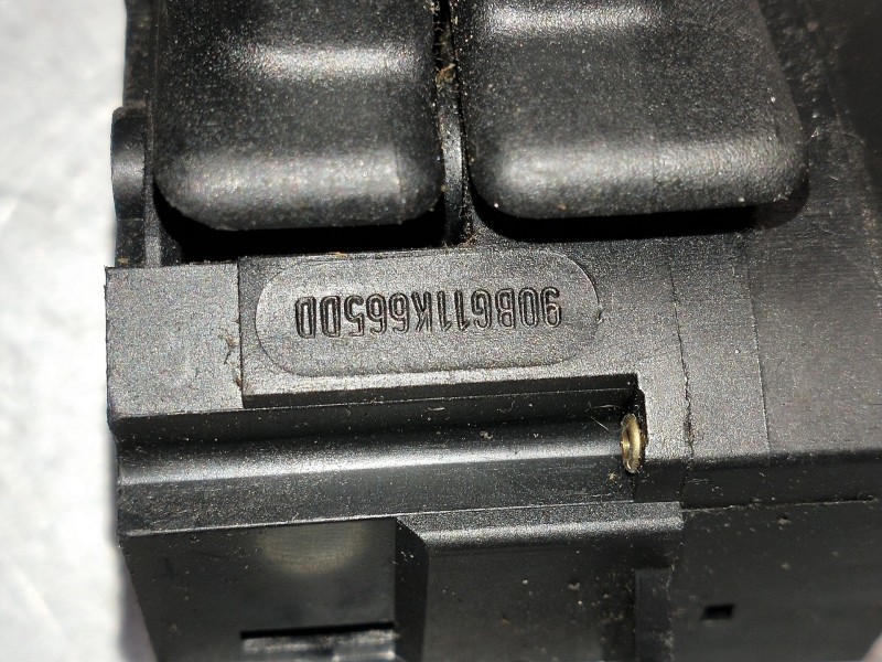 Recambio de mando limpia para ford sierra berlina 2.0 cat referencia OEM IAM   