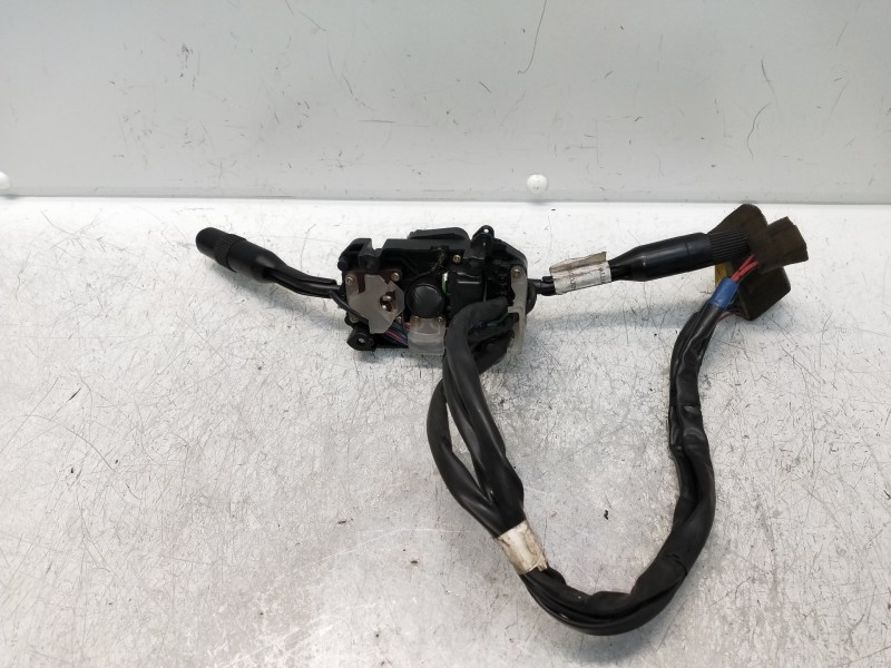 Recambio de mando luces para mitsubishi galloper (hyundai) 2.5 turbodiesel referencia OEM IAM    Recambio de mando luces para mitsubishi galloper (hyundai) 2.5 turbodiesel referencia OEM IAM