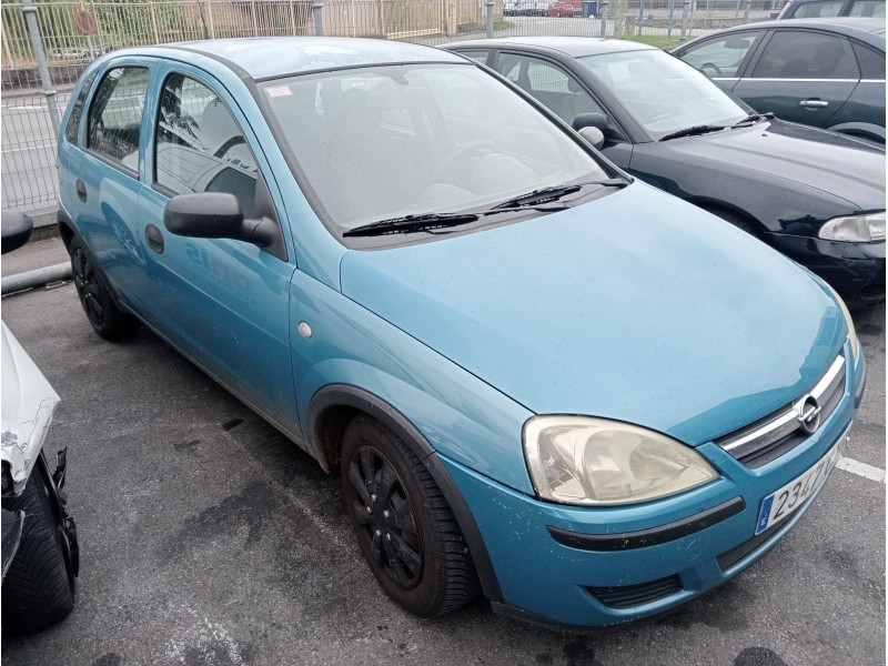 opel corsa c del año 2004