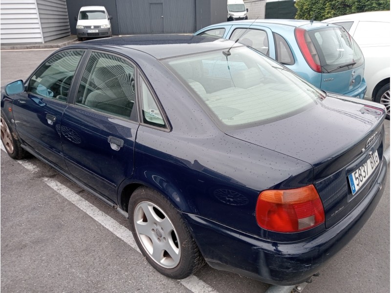 audi a4 berlina (b5) del año 2002
