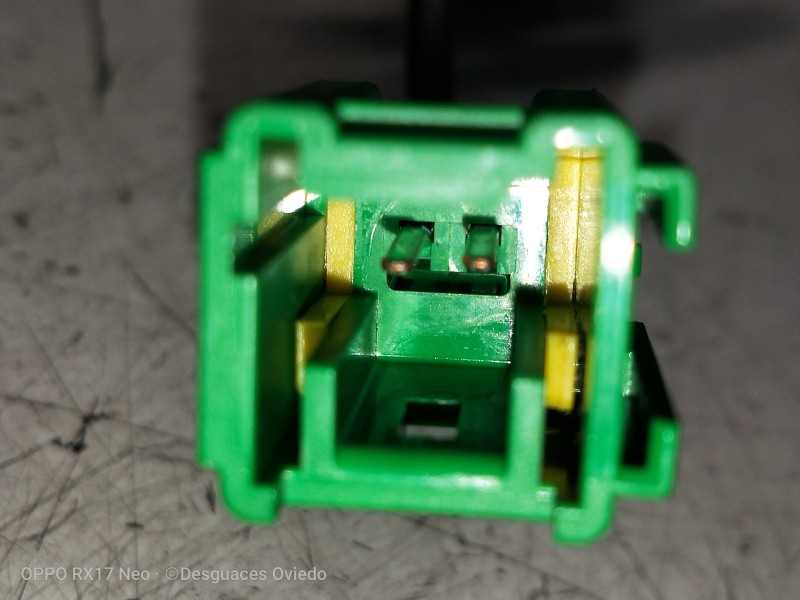 Recambio de juego cinturones trasero para maserati ghibli diesel referencia OEM IAM 6700174400 6700174370 5P