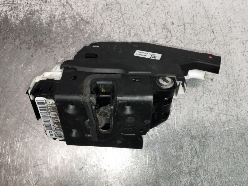 Recambio de motor cierre centralizado trasero izquierdo para maserati ghibli diesel referencia OEM IAM 68203009AA 670032947 5P