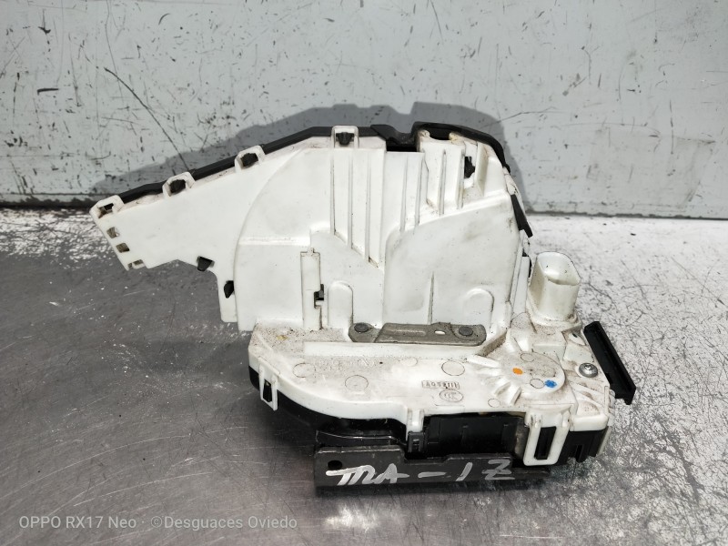 Recambio de motor cierre centralizado trasero izquierdo para maserati ghibli diesel referencia OEM IAM 68203009AA 670032947 5P