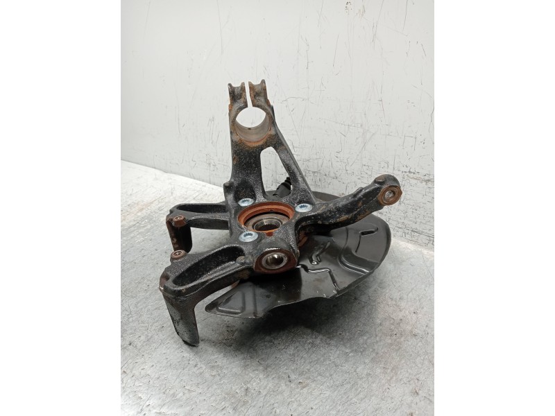 Recambio de mangueta delantera derecha para volkswagen golf vii lim. bluemotion referencia OEM IAM   