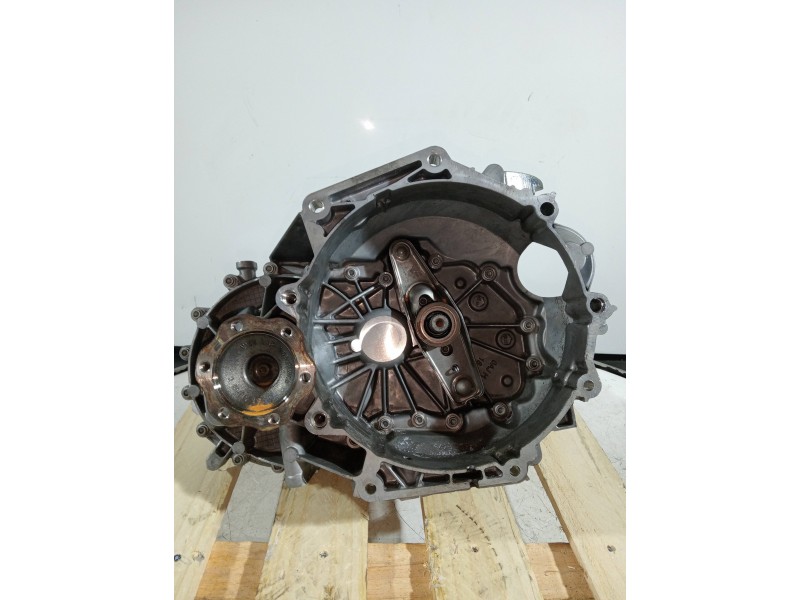 Recambio de caja cambios para volkswagen golf vii lim. bluemotion referencia OEM IAM FM6AJ016 SEE260918 480014 6V