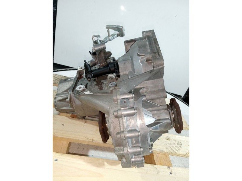 Recambio de caja cambios para volkswagen golf vii lim. bluemotion referencia OEM IAM FM6AJ016 SEE260918 480014 6V
