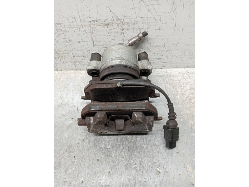 Recambio de pinza freno delantera derecha para volkswagen golf vii lim. bluemotion referencia OEM IAM 5Q0615106DJ  