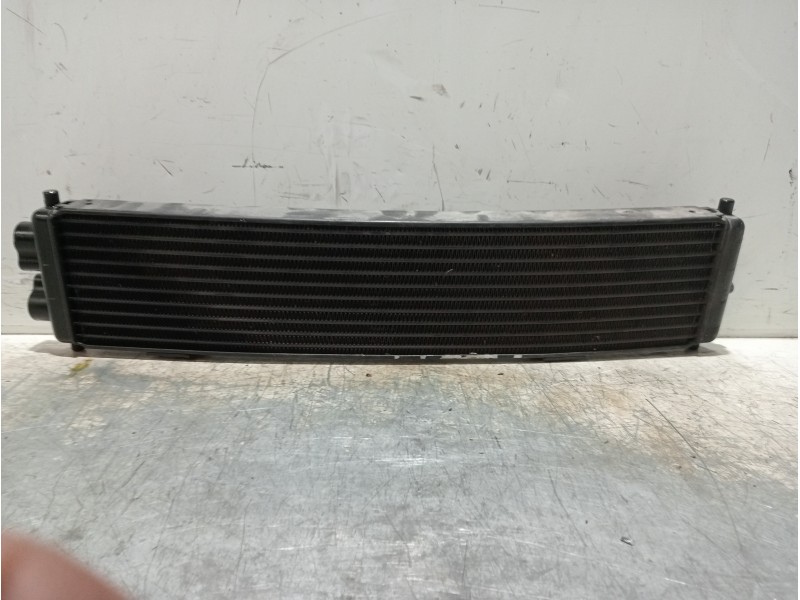 Recambio de radiador aceite para maserati ghibli diesel referencia OEM IAM 16460663  