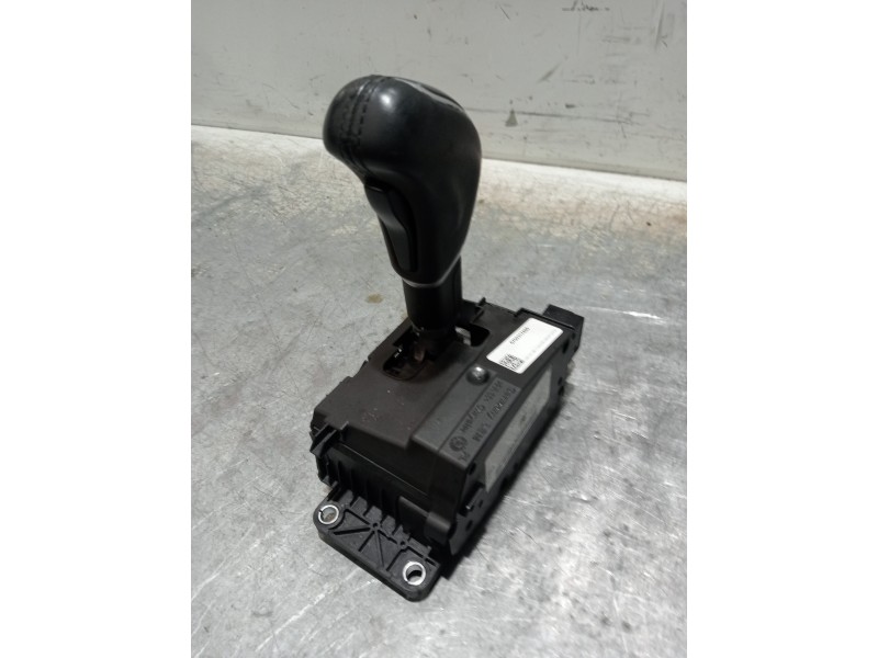 Recambio de palanca cambio para maserati ghibli diesel referencia OEM IAM 67003117400  
