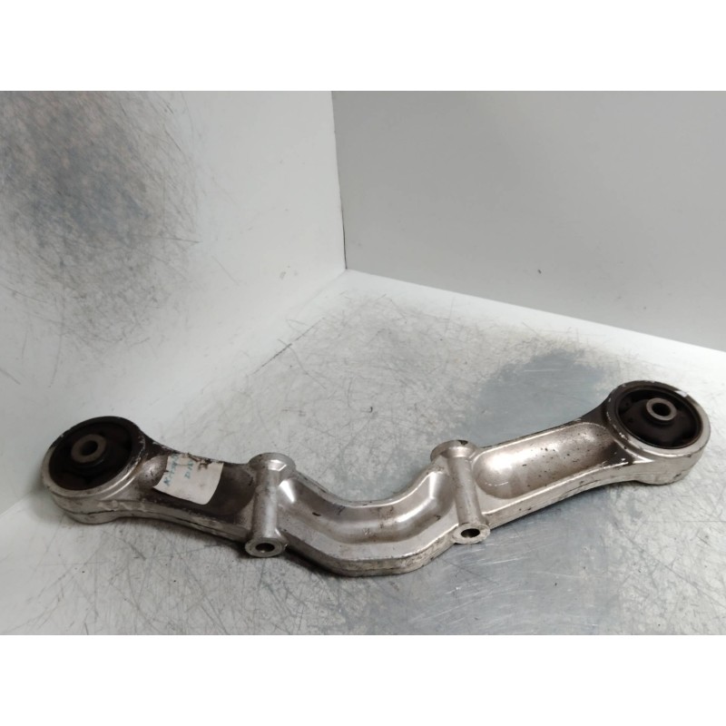 Recambio de soporte brazo suspension trasero derecho para mitsubishi montero pinin (h60/h70) 2000 gdi motion plus (5-ptas.) refe