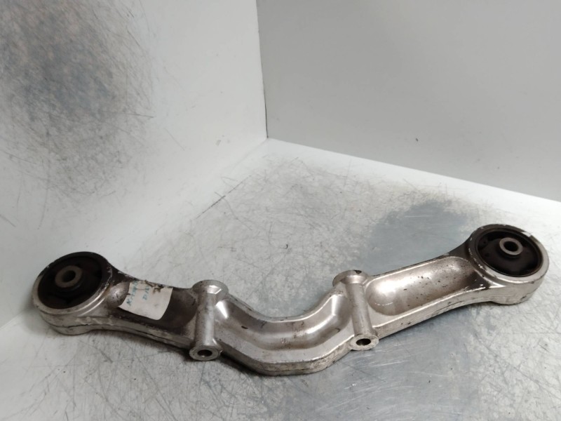 Recambio de soporte brazo suspension trasero derecho para mitsubishi montero pinin (h60/h70) 2000 gdi motion plus (5-ptas.) refe
