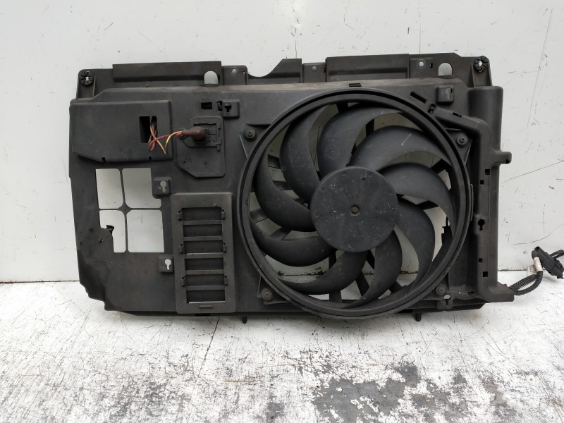 Recambio de electroventilador para citroen xsara berlina 1.9 d sx referencia OEM IAM   