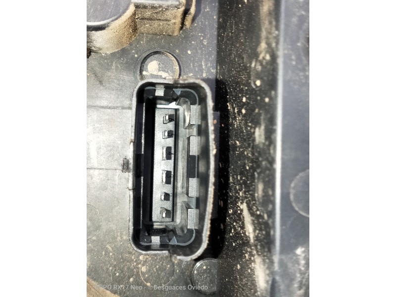 Recambio de piloto trasero izquierdo para renault clio iii 1.2 16v referencia OEM IAM 89035079  