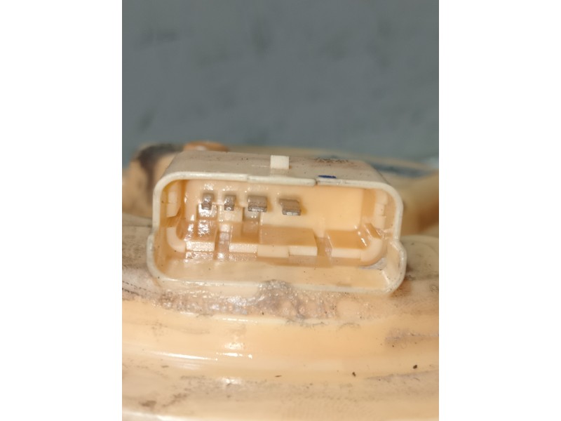 Recambio de bomba combustible para maserati ghibli diesel referencia OEM IAM 670004173 0580204303 