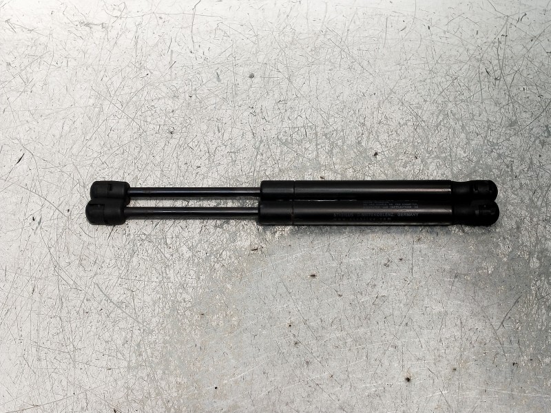 Recambio de amortiguadores capo para volvo xc60 kinetic 2wd referencia OEM IAM 8776YQ0400N  