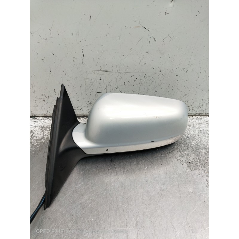 Recambio de retrovisor izquierdo para volkswagen passat berlina (3b2) básico referencia OEM IAM ELECTRICO 1 ENCHUFE 5 CABLES