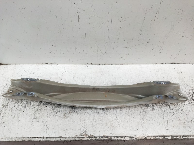 Recambio de refuerzo paragolpes trasero para volvo xc60 kinetic 2wd referencia OEM IAM   