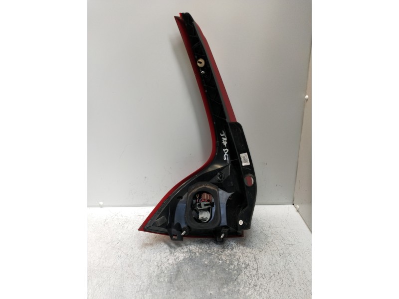 Recambio de piloto trasero derecho para volvo xc60 kinetic 2wd referencia OEM IAM 31323035 L90007893 