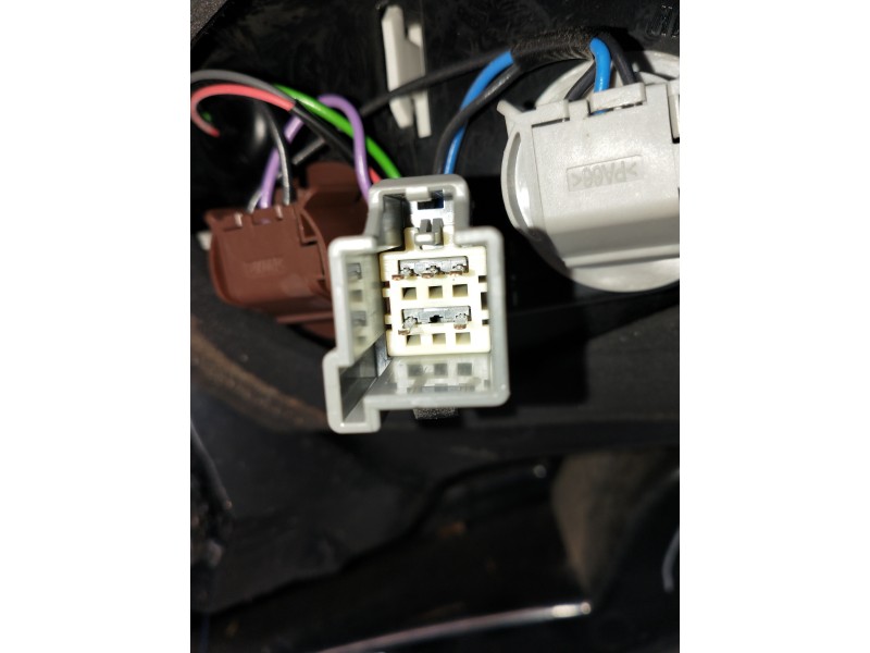 Recambio de piloto trasero izquierdo para volvo xc60 kinetic 2wd referencia OEM IAM 31323034 L90007892 