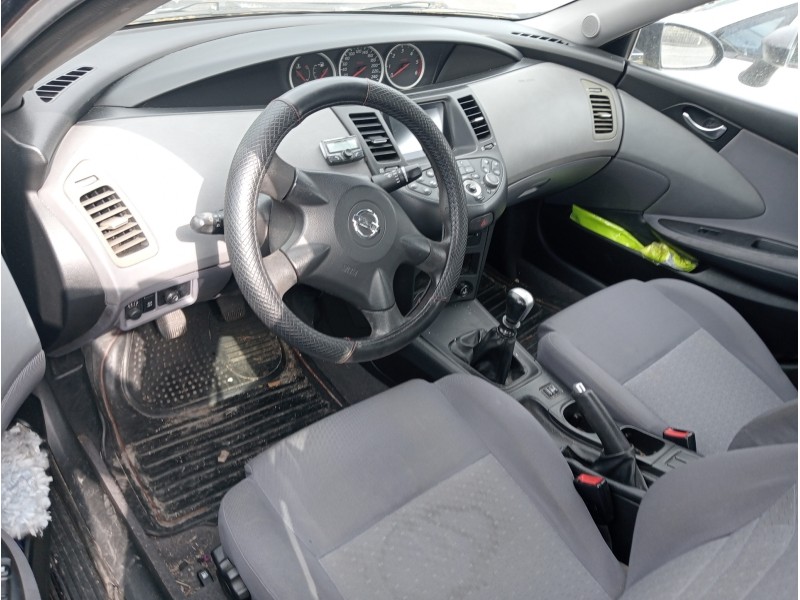 nissan primera berlina (p12) del año 2003
