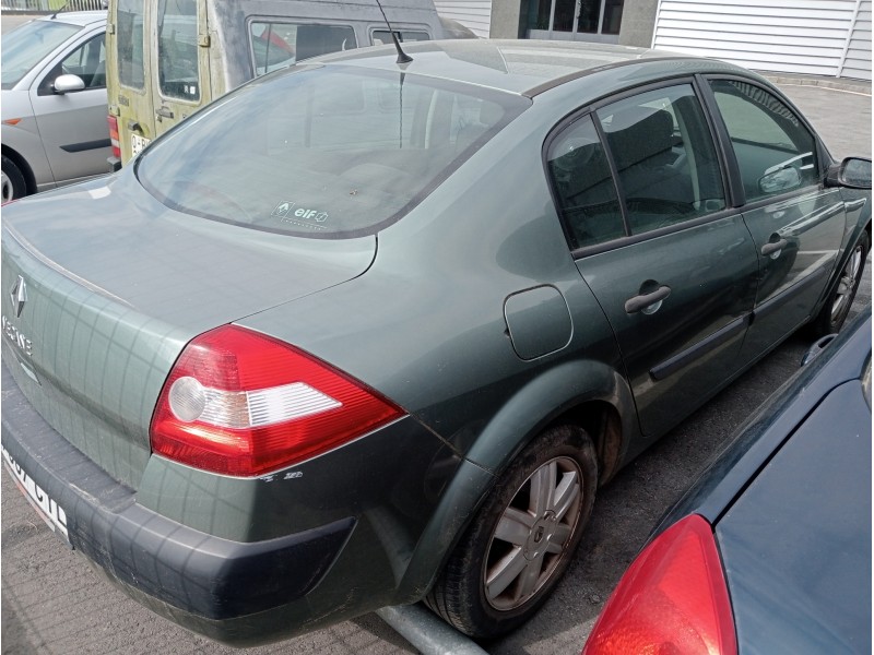 renault megane ii classic berlina del año 2004