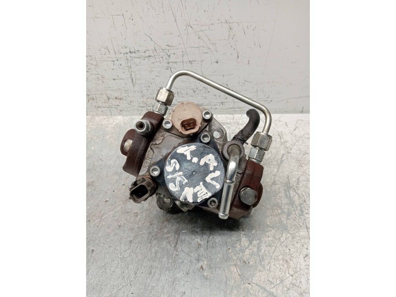 Recambio de bomba inyeccion para toyota avensis wagon (t25) 2.0 turbodiesel cat referencia OEM IAM 221000R011 2940000870 DENSO