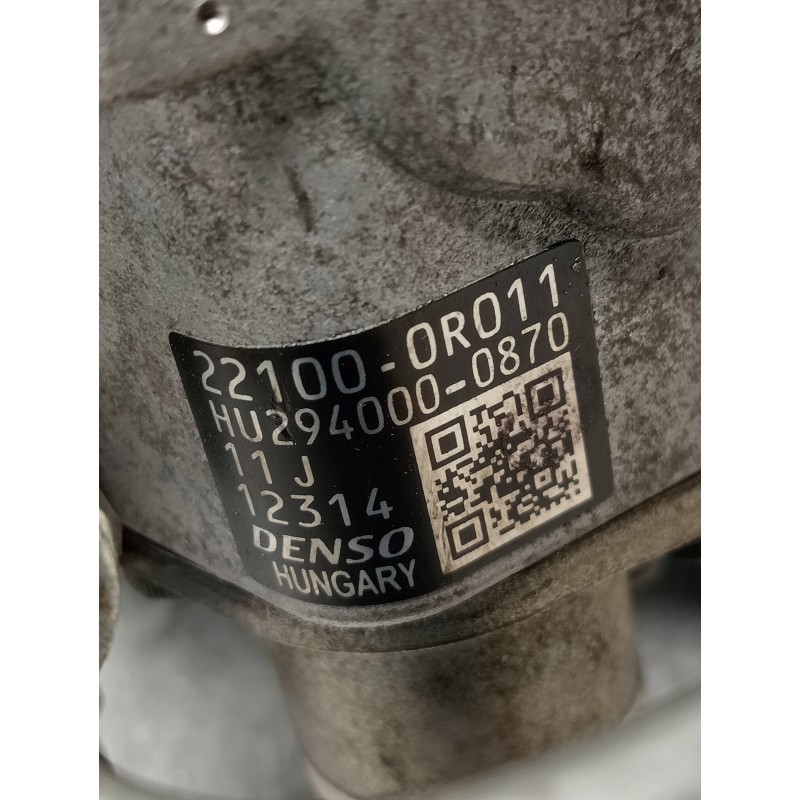 Recambio de bomba inyeccion para toyota avensis wagon (t25) 2.0 turbodiesel cat referencia OEM IAM 221000R011 2940000870 DENSO