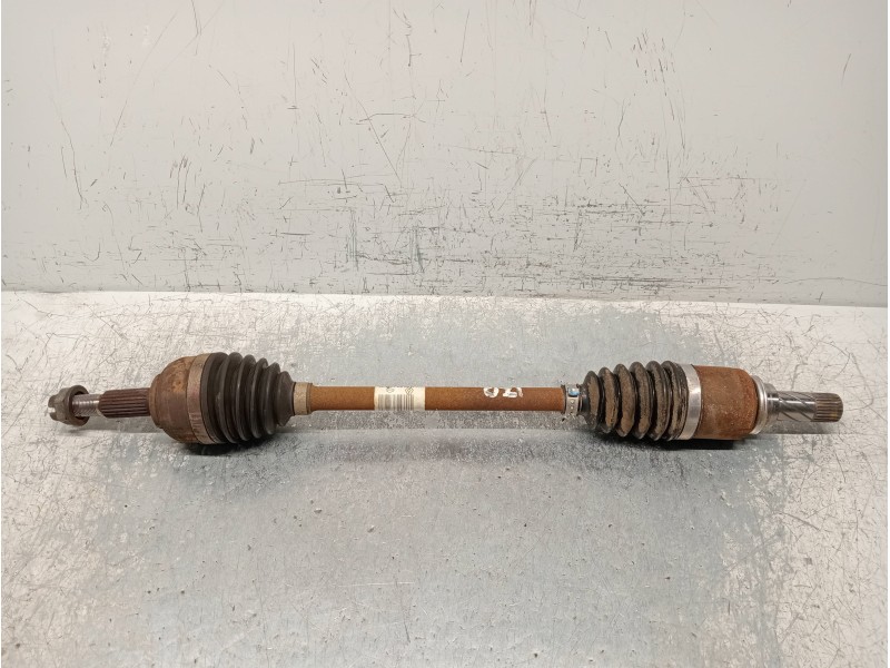 Recambio de transmision delantera izquierda para renault clio iii 1.2 16v referencia OEM IAM 8200341698  