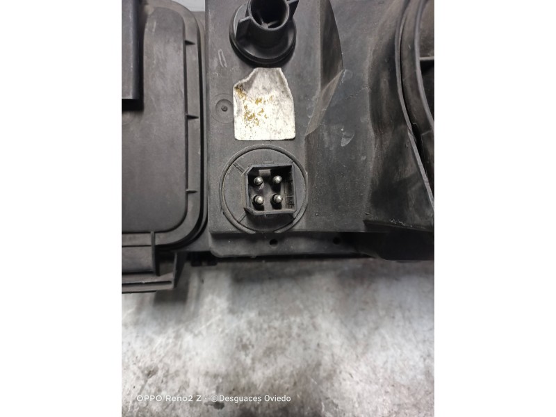 Recambio de faro derecho para volvo serie 940 berlina/familiar 2.3 cat referencia OEM IAM   