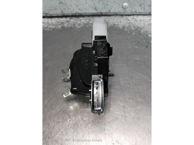 Recambio de motor cierre centralizado trasero derecho para nissan leaf 2 zero edition referencia OEM IAM Y2614510 M9529 5P